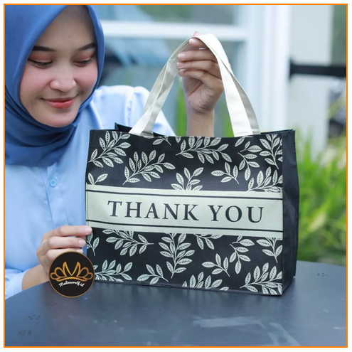 5. Tote Bag Kanvas Premium