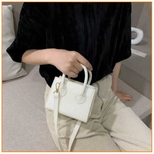 6. Tas Selempang Shofia